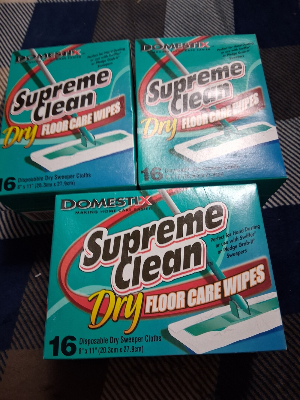 Supreme Clean Dry Floor Care Wipes Teal Boxes
